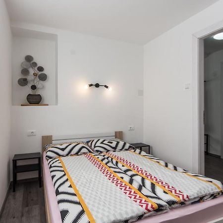 Apartment Retiro Pula Eksteriør billede